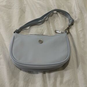 lululemon mini city essentials bag